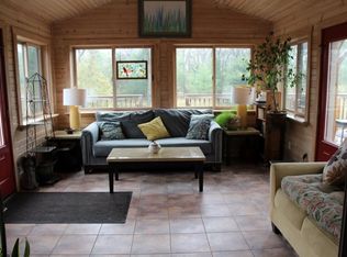 W8762 Evergreen Ave, Oxford, WI 53952