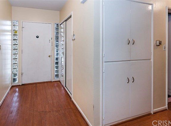 3rd image of 3857 Collis Ave