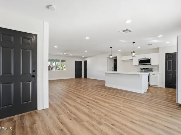 10537 W LA JOLLA Drive, Sun City, AZ 85351