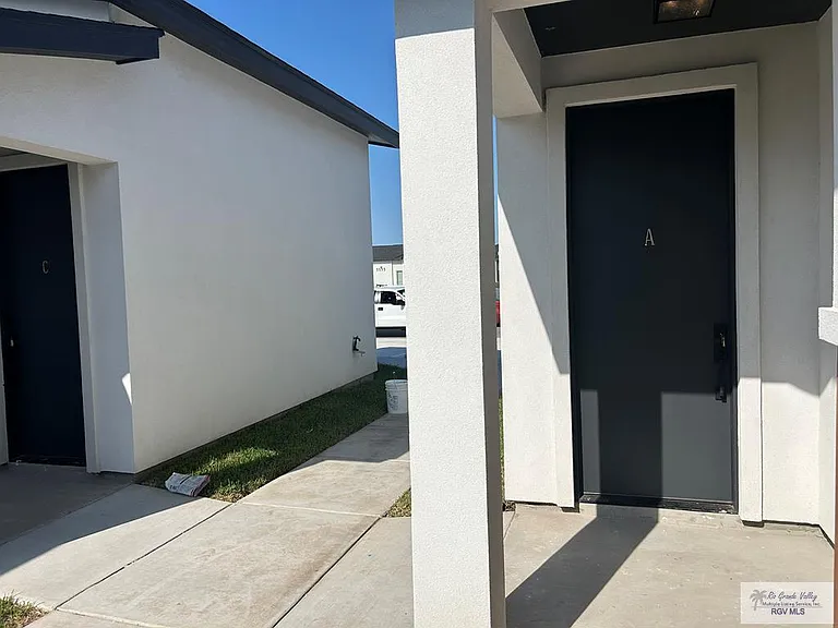 3536 Hidalgo St — Photo 12