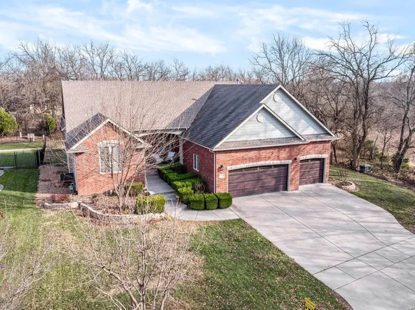 1748 S Cascade Point, Andover, KS 67002