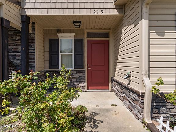 5th image of 219 Boyington Place Road