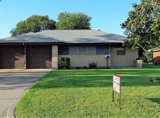 2018 13th Ave N, Texas City, TX 77590