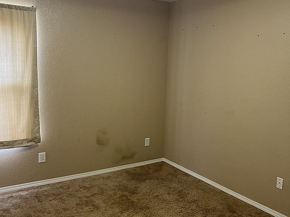 3rd image of 9116 Snowberry Dr