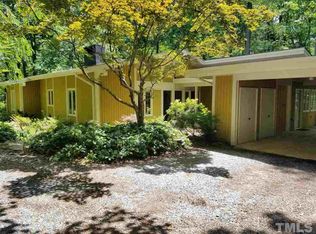 1427 Poinsett Dr, Chapel Hill, NC 27517