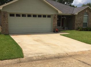 9112 Bernadette Ln, Shreveport, LA 71118
