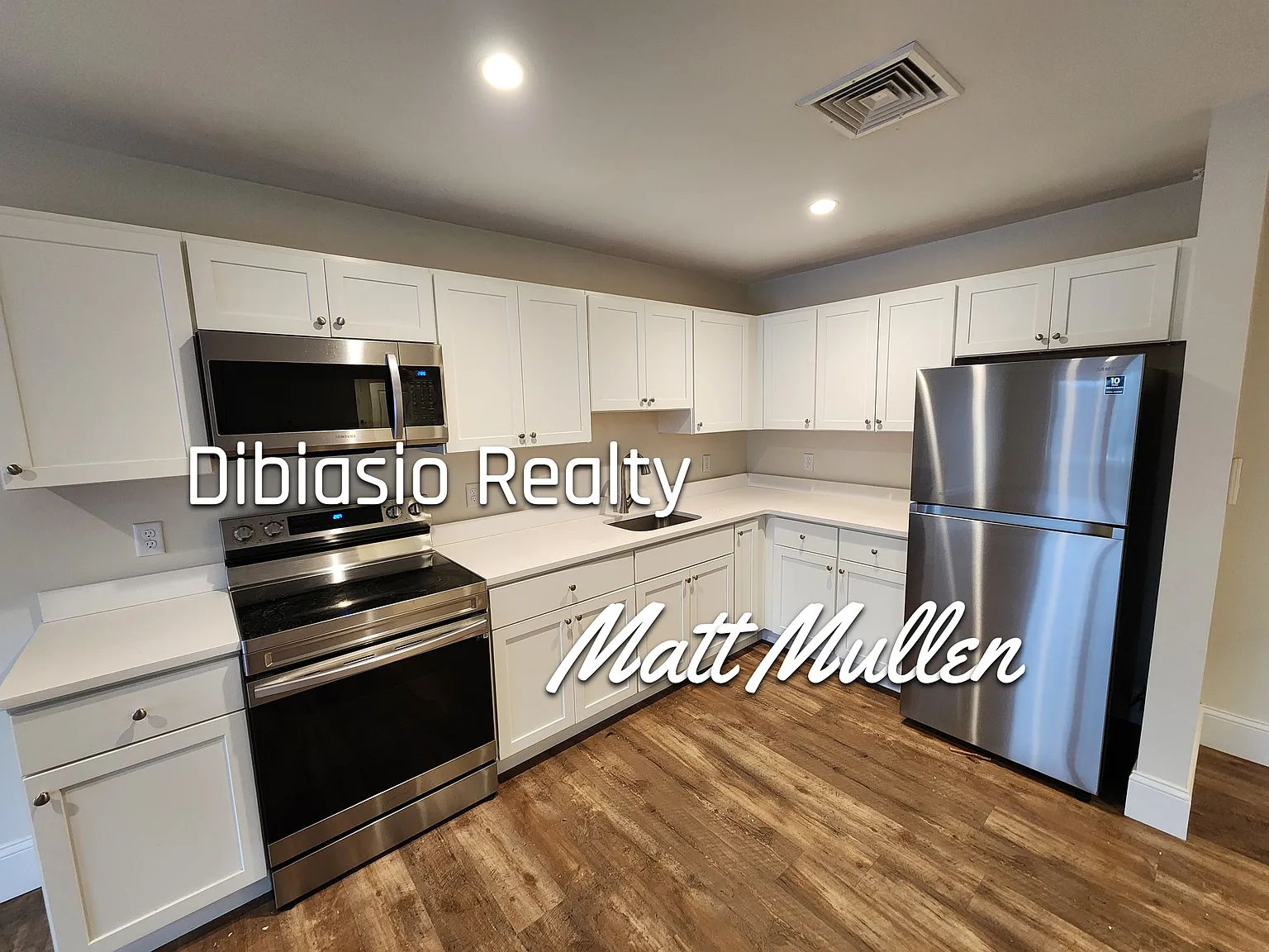 1 bed, 720 sqft, $2,300 — Photo 2