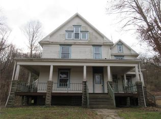 726 Old National Pike, Claysville, PA 15323