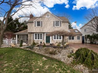 6 South Dr, East Brunswick, NJ 08816