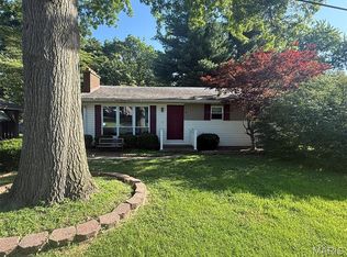 5 Mary Ann Dr, Fairview Heights, IL 62208