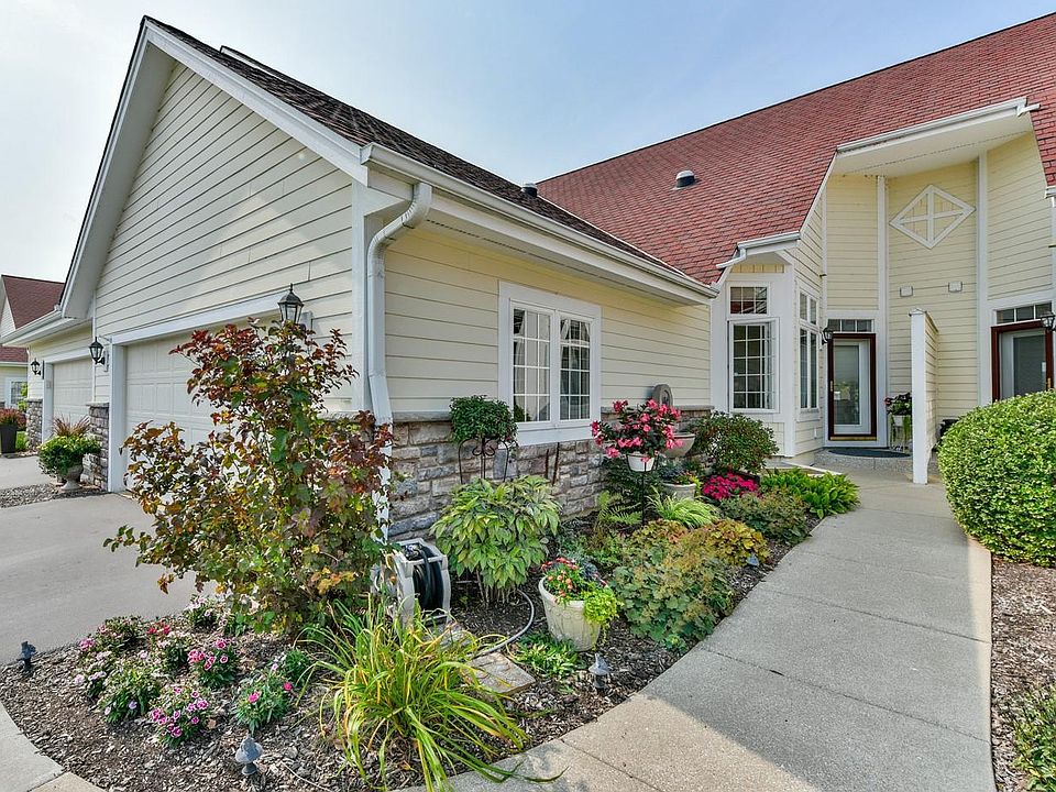 1st image of 3953 S Fohr Dr