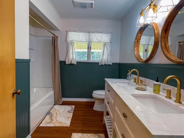 704 Edgewood Dr, Ponca City, OK 74604