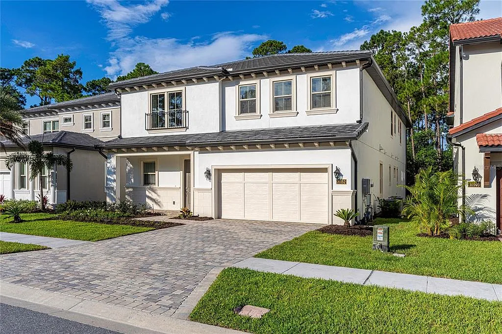 4 bed, 4.5 bath, 3975 sqft, $6,250 — Photo 2