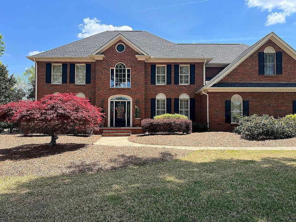 1st image of 111 Muirfield Dr