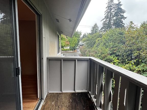 5th image of 465 Fairview Ave SE #17887946