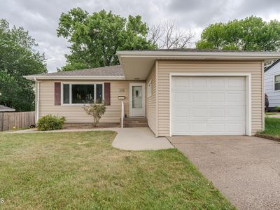 1218 N 15th St, Bismarck, ND, 58501