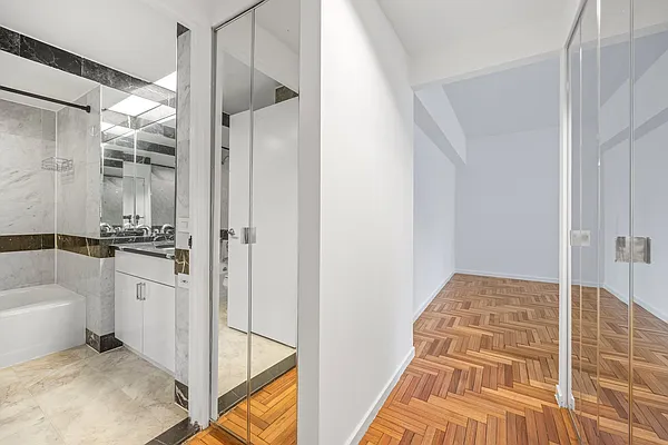 Rented by RELO REDAC INC. | media 3