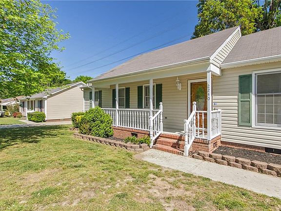2nd image of 2240 Holland Ave