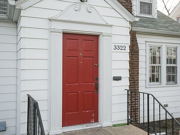 3rd image of 3322 Humboldt Ave N