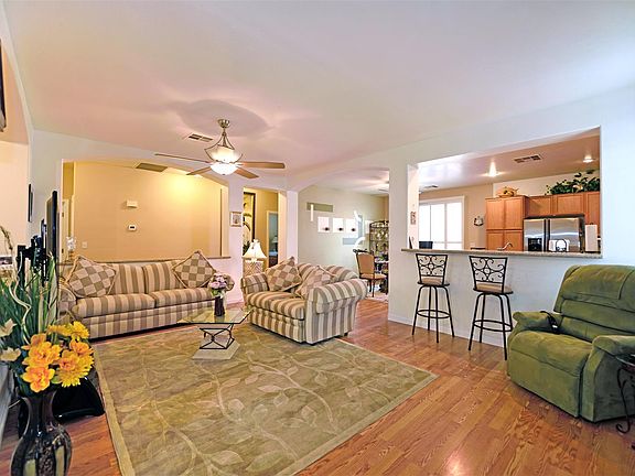 2nd image of 1212 Amber Falls Ln