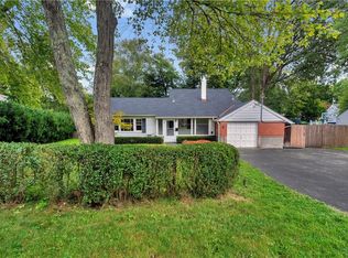 7 Clinton Ave, Cortlandt Manor, NY 10567