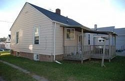 2nd image of 2715 1st St
