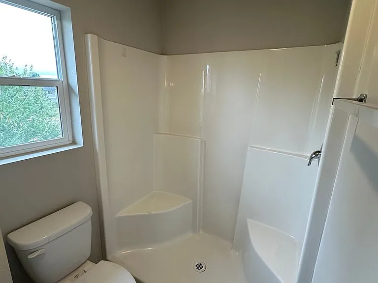 5032 Evie St SE — Photo 18