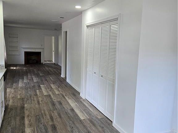3rd image of 2658 Emogene St