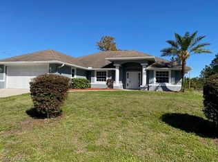 10 W 11th St, Lehigh Acres, FL 33972