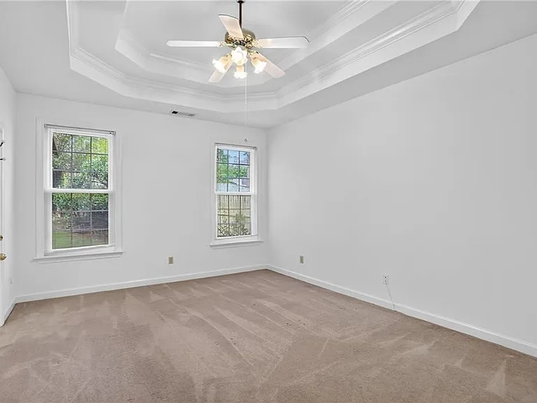 10825 Pinewalk Forest Cir — Photo 11