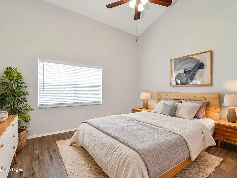 11184 Cypress Leaf Dr — Photo 10