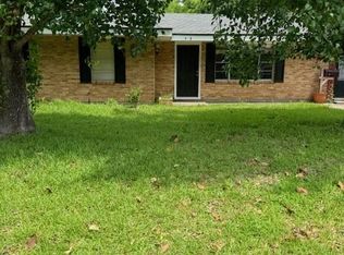4605 Sale Ln, Lake Charles, LA 70605