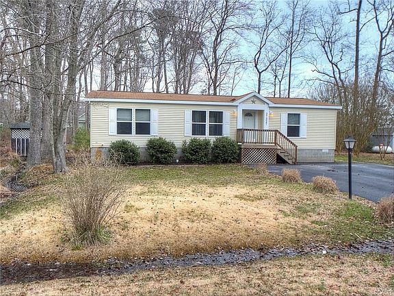 4th image of 37327 Carolina Dr