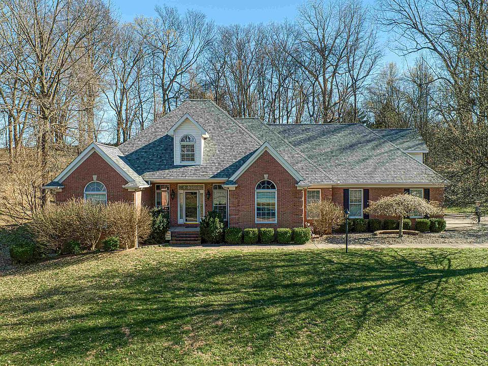 1st image of 991 Belle Wood Dr