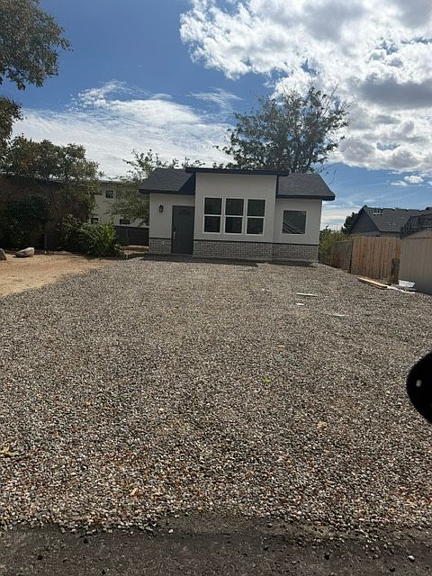 1st image of 2715 Marsh Ln #B