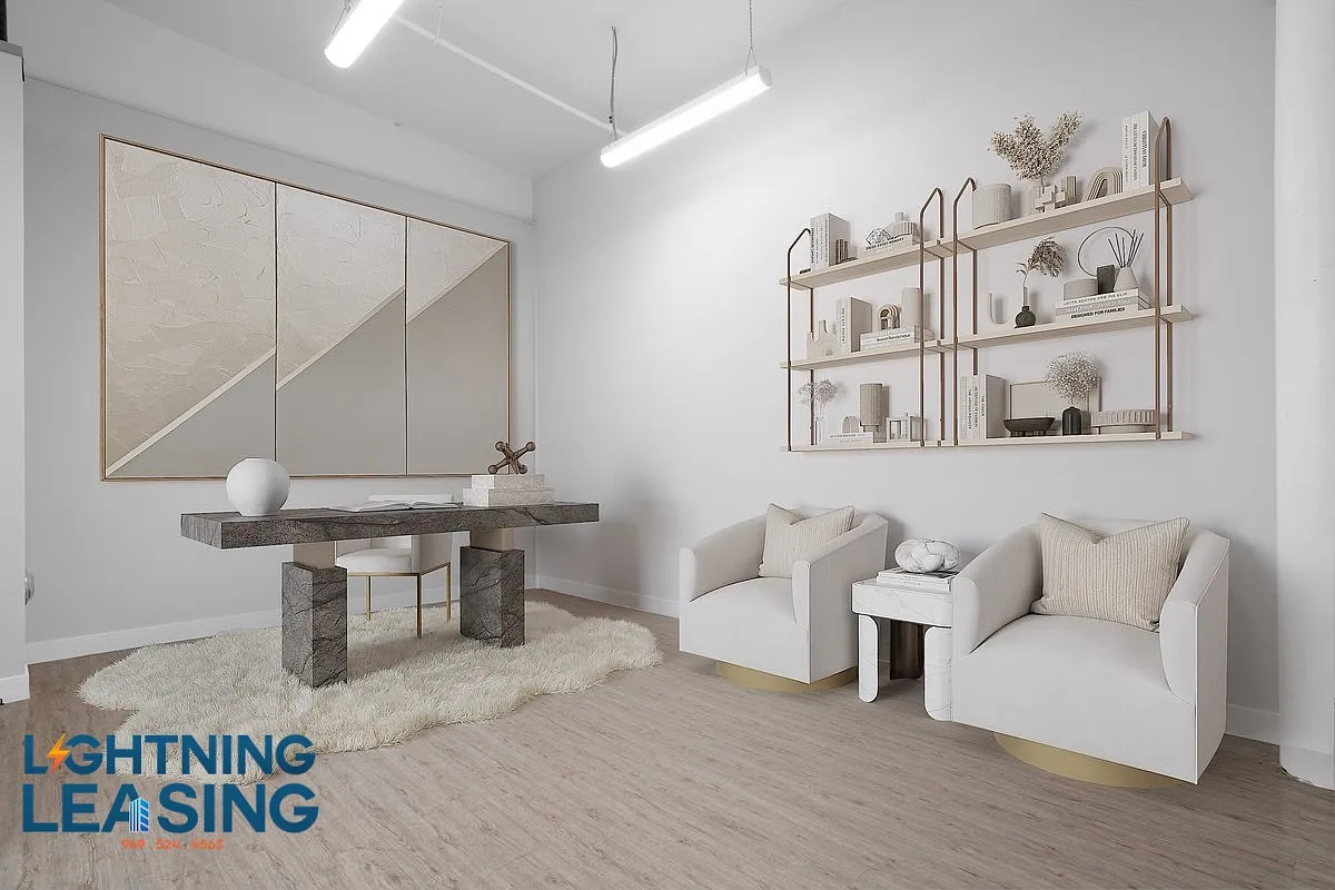 Building Photo - 3751 S Hill St #215