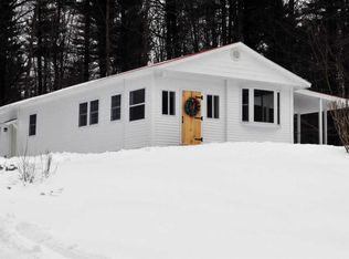 26 Armour Dr, Kittery, ME 03904