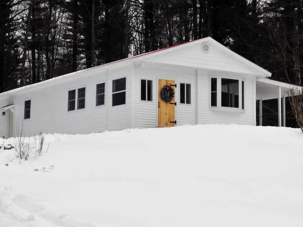 26 Armour Dr, Kittery, ME 03904