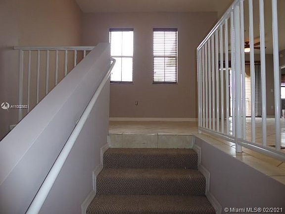 4th image of 6670 NW 114th Ave APT 637
