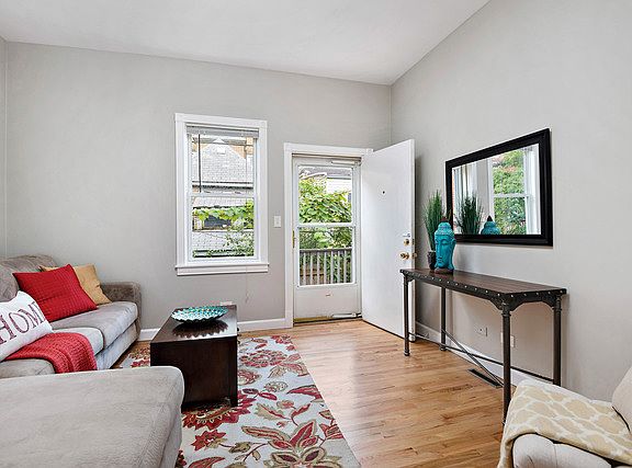 4th image of 5444 S Dorchester Ave