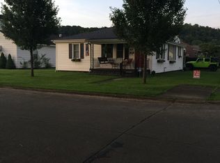 2555 S 8th St, Ironton, OH 45638