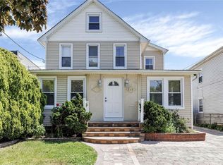 217 Church St, Freeport, NY 11520