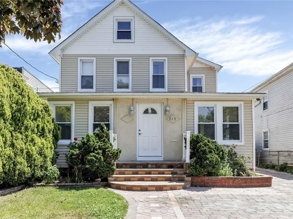 217 Church Street, Freeport, NY 11520