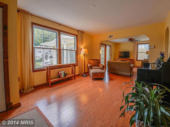 3rd image of 3420 Wake Dr