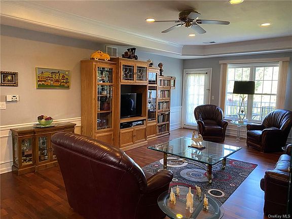 2nd image of 30 N De Baun Ave Unit 303