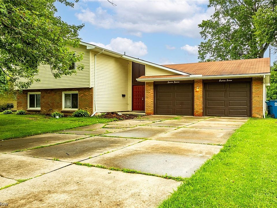 1st image of 1818 Fairway Dr