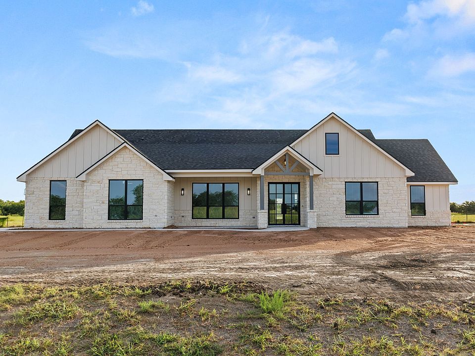 1st image of 569 Lacek Mill Rd