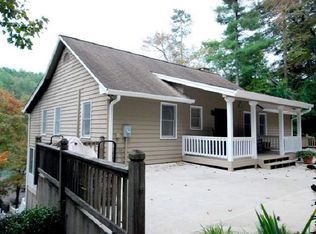 403 Kings Row Rd, Lakemont, GA 30552