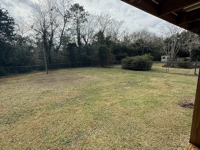 315 Pine Cir — Photo 15