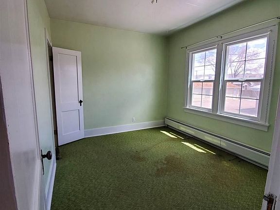 4th image of 713 Euclid Ave